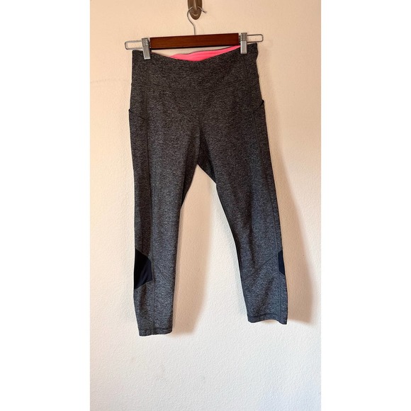 Lululemon Pace Rival Crop *22" Size 4 - Picture 8 of 15